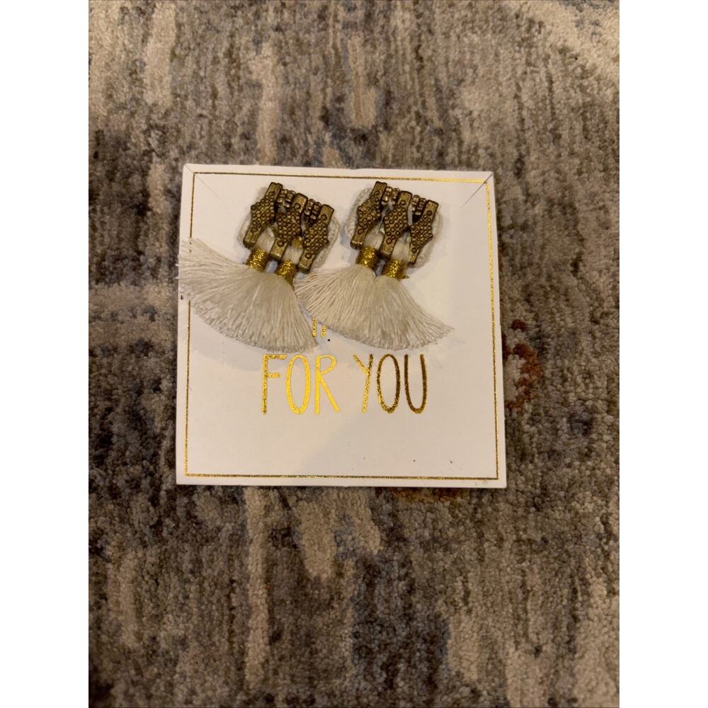 BRAND NEW Slate + Salt Jhumka Earrings With White Tassels